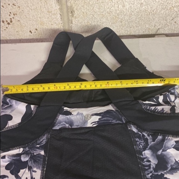 Sz 6 Lululemon push your limits tank top - Picture 9 of 12